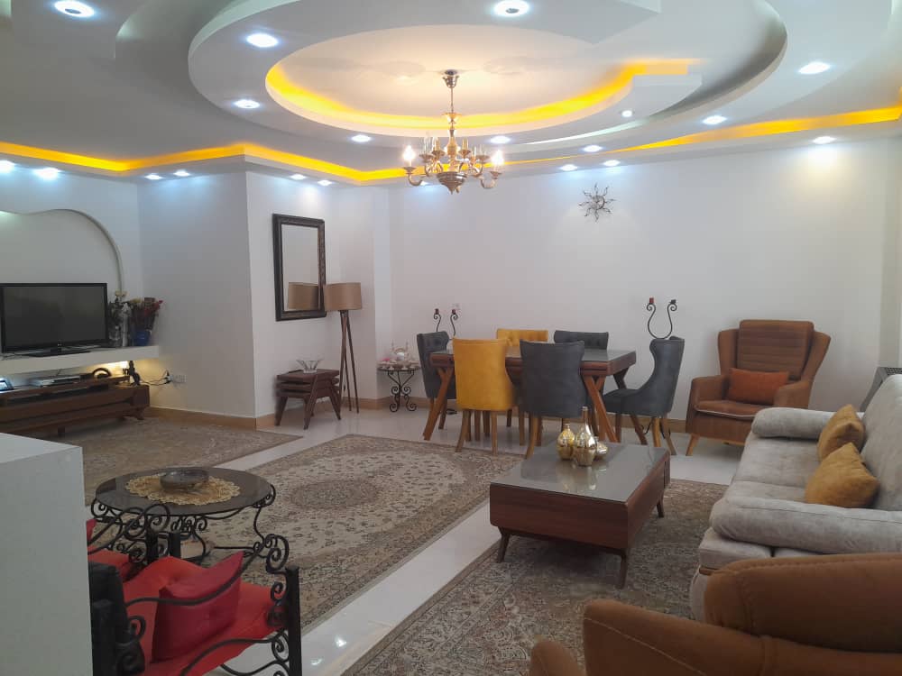 رهن و اجاره سالانه آپارتمان مبله محمودآباد کد : ۷۳۴۷